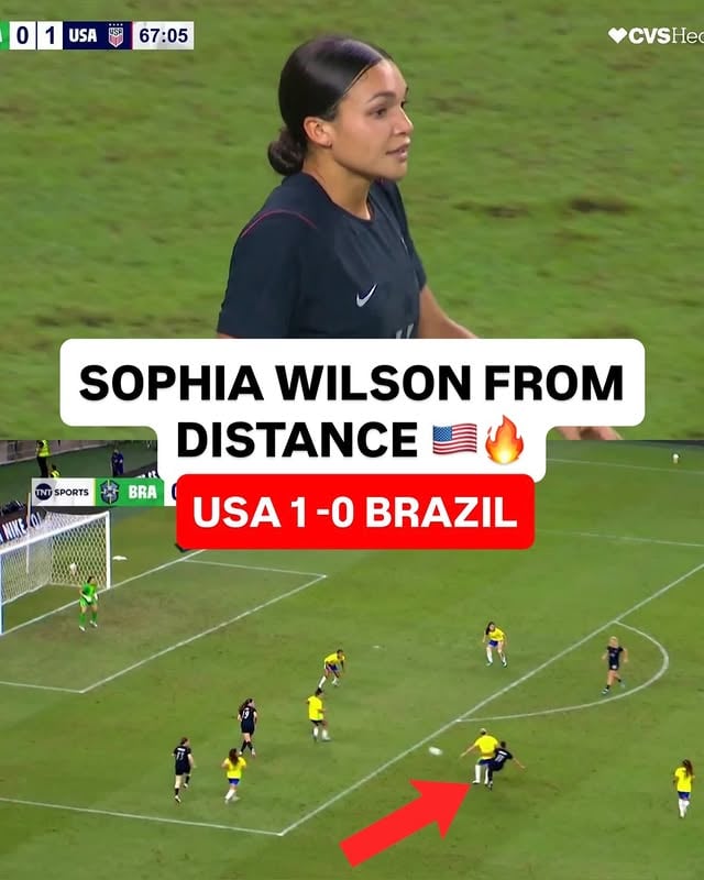 The dribble leading up to the shot 😮‍💨🔥

Sophia Wilson forces the own goal 💪