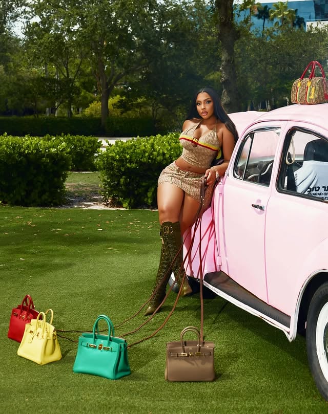 Luxury on a leash ✨ 

#onlyapieceofmycollection