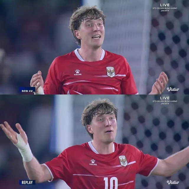 Ole Romeny sejak membela timnas Indonesia :

• 10 caps
• 6 goal
• 2 assist 

Our very own baby faced assassin. 😈🔥