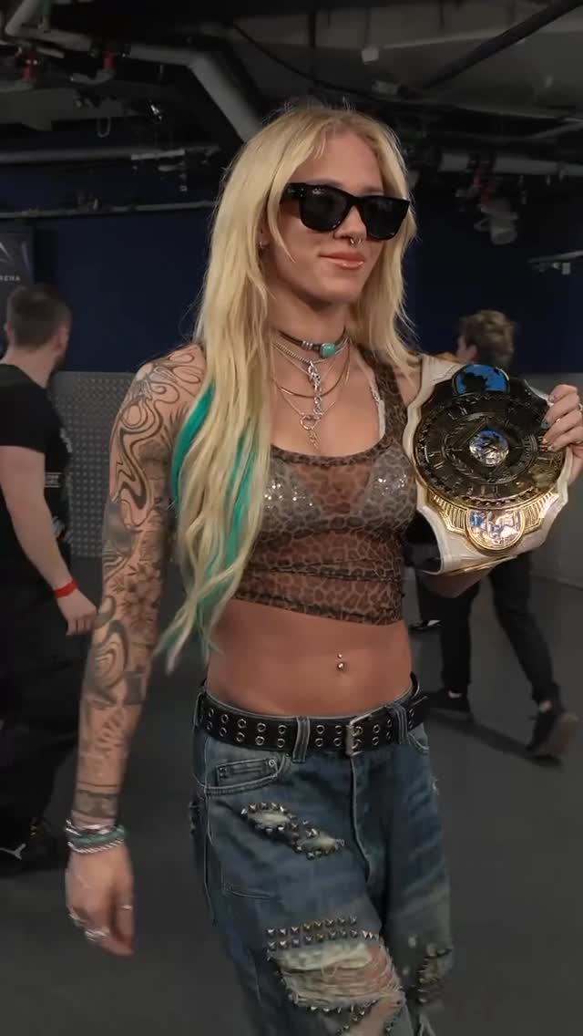 The Women’s #ICTitle is on the line today when @solrvca defends against @real_valkyria on #WWERaw 🏆🌐

📺 SPECIAL START TIME OF 2pm ET/11am PT on @netflix