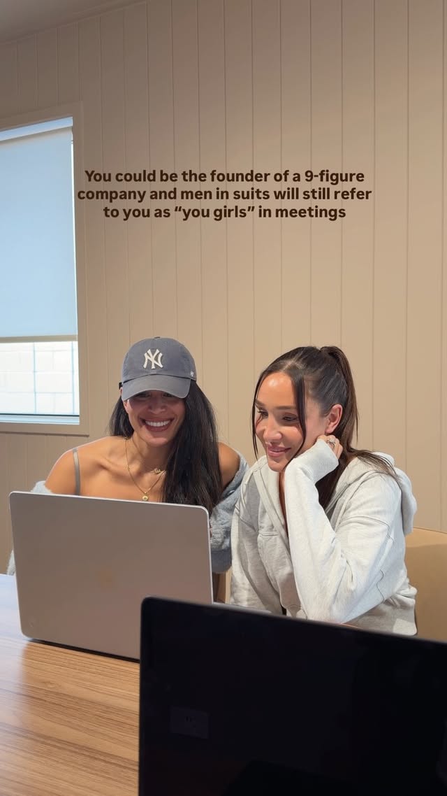 “Does that make sense to you girls?” ….. 🫠🙃